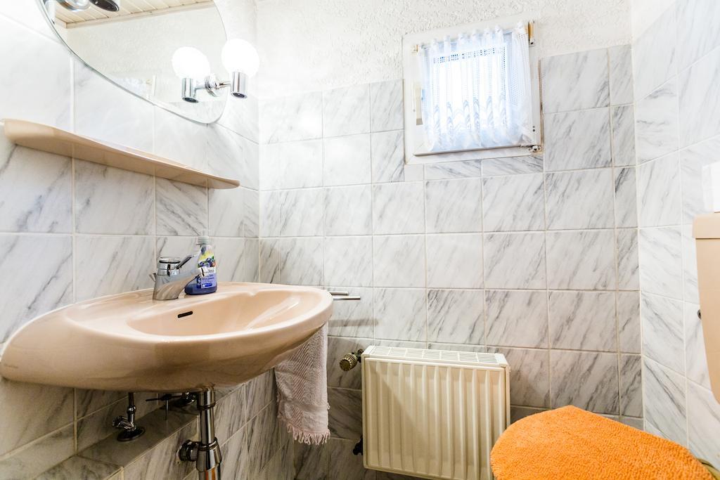 Ferienwohnung Koeln-Altstadt-Nord Exterior foto